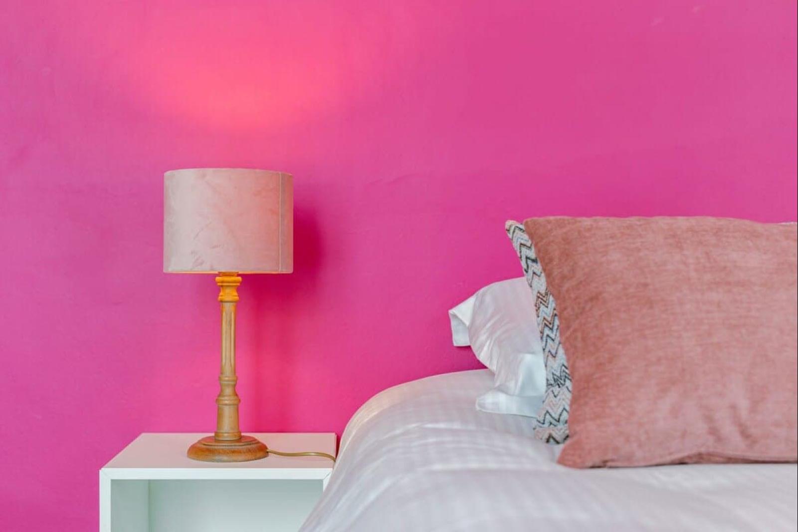 Detail van de roze slaapkamer