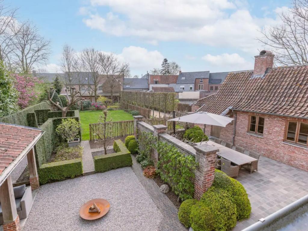 De tuin van bovenaf